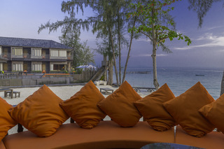 Hotel Baan Ploy Sea