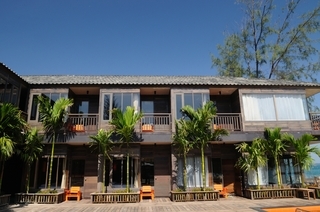 Hotel Baan Ploy Sea