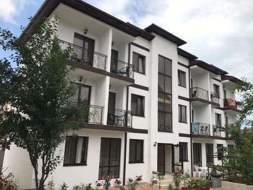 Hostal Angelina Guest House
