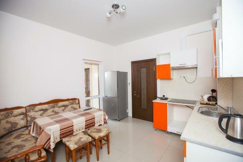 Hostal Vinograd Guest House