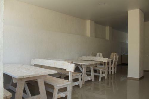 Hostal Vinograd Guest House