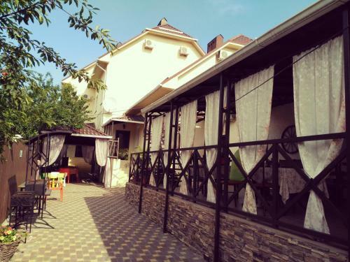 Hostal Guest House Alpina