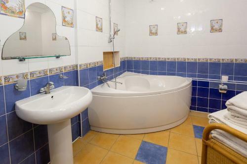 Apart39 On Galitskogo 37