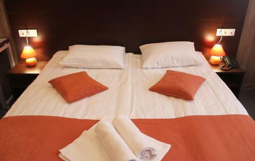 Ville Hotel