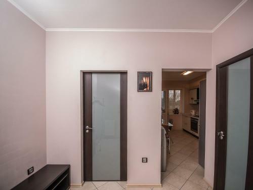 Apart39 On Borzova 93v