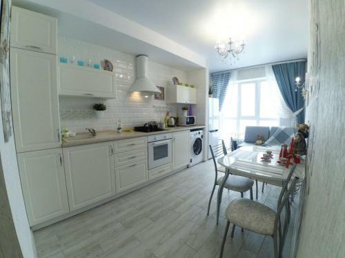 Apartment On Chistopolskaya 61a Lux