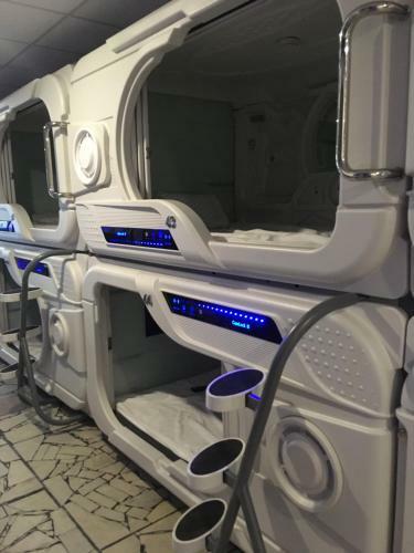 Capsule Hostel Capslock