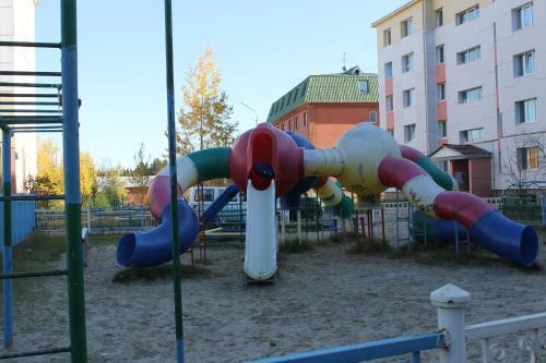 Apartments On Stroitelei 93/2