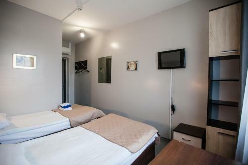 Guru Hotel