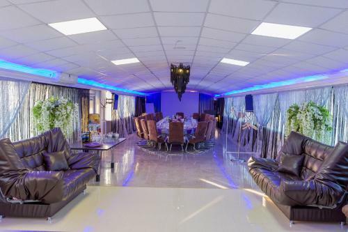 Hotel Enigma