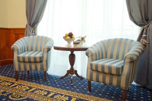 Parus Hotel