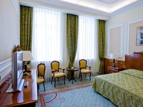 Parus Hotel