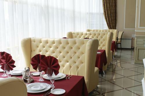 Hotel Complex Versailles