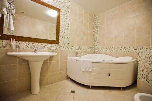 Hotel Abrikol/germes 27