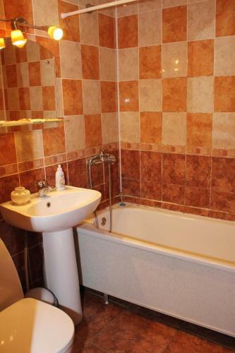 Lyuks Hotel