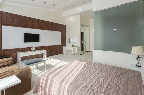 Bliss Hotel & Spa