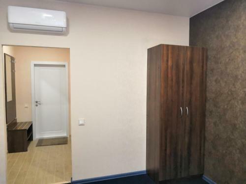 7 Kholmov Hotel