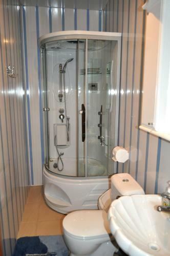 U Dvuh Lvov Hotel