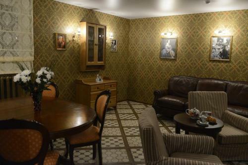 Kupecheskiy Hotel