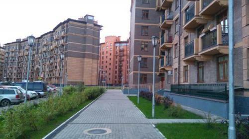 Woman's Secret Apartments