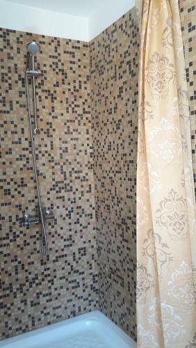 Woman's Secret Apartments