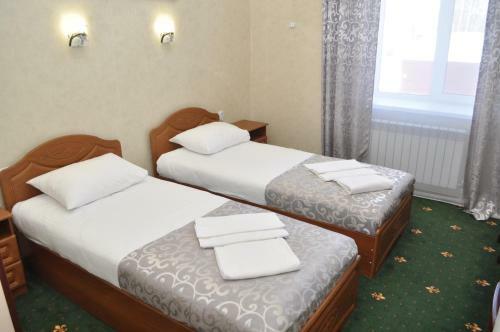 Hotel Cosmos
