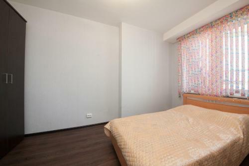 Kvartirov Apartment Shakhterov 42