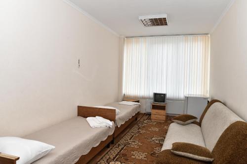Hostal Mini-hotel On Markovskogo, 81