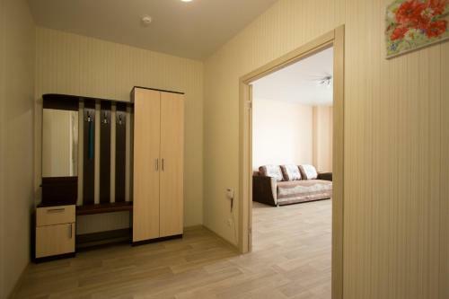 Apartment On Aviatorov, 45-2 By Krasstalker
