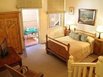 The Russell - A Boutique Hotel