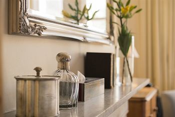 The Russell - A Boutique Hotel
