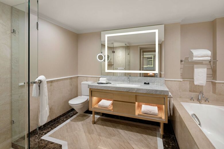 Shangri-la Hotel Sydney