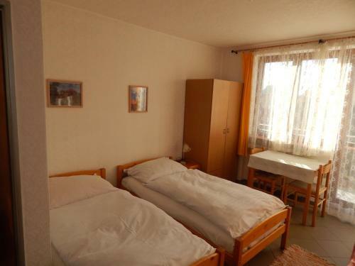 Hostal Pension Nela