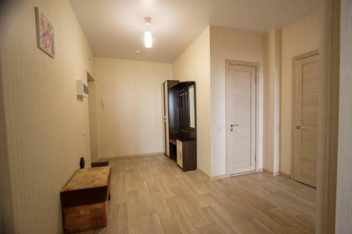 Apartment On Aviatorov, 45-3 By Krasstalker