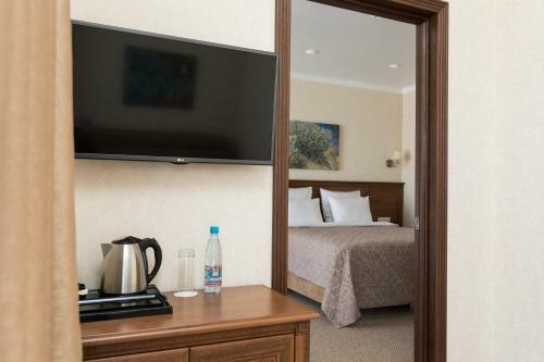 Vorobyovy Gory Hotel