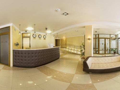 Vorobyovy Gory Hotel