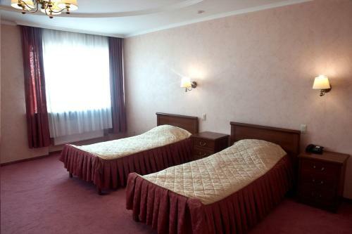 Oktyabrskaya Hotel