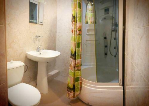 Hostal Avgusta Guest House