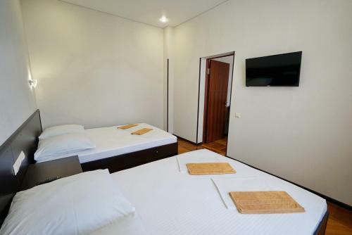 Hostal Guesthouse Irina