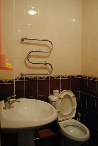 Hostal Edelveis Guest House