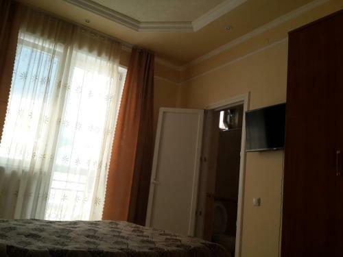 Hostal Ametist Guest House