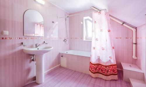 Hostal Planeta Guest House