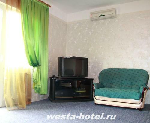 Hostal Guest House Westa