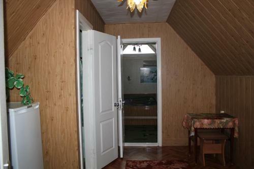 Hostal Guest House On Biryuzovaya 9 A