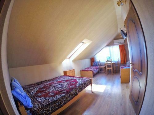 Hostal Mechta Guesthouse