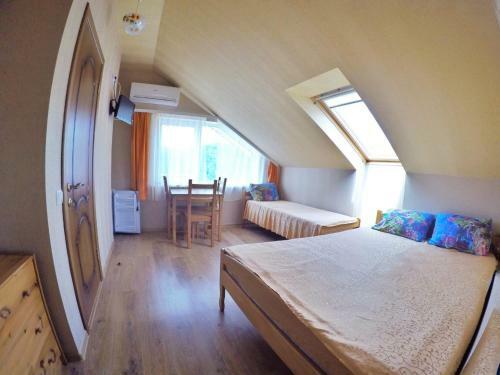 Hostal Mechta Guesthouse