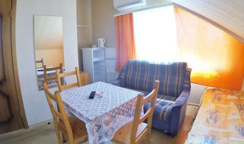 Hostal Mechta Guesthouse