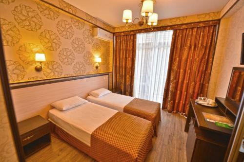 Bed & Breakfast ?? "amvel"