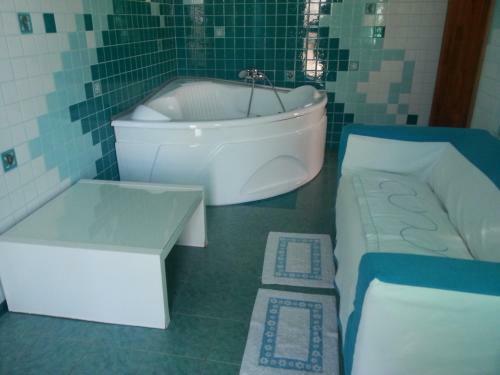 Posada Guest House Monetniy