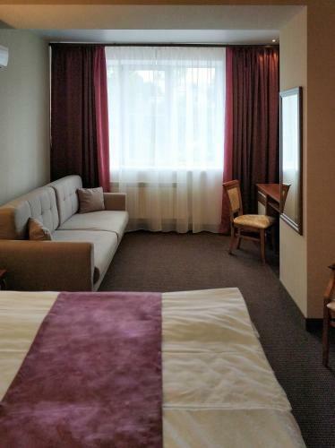 Guest Center-hotel Myshk Inn